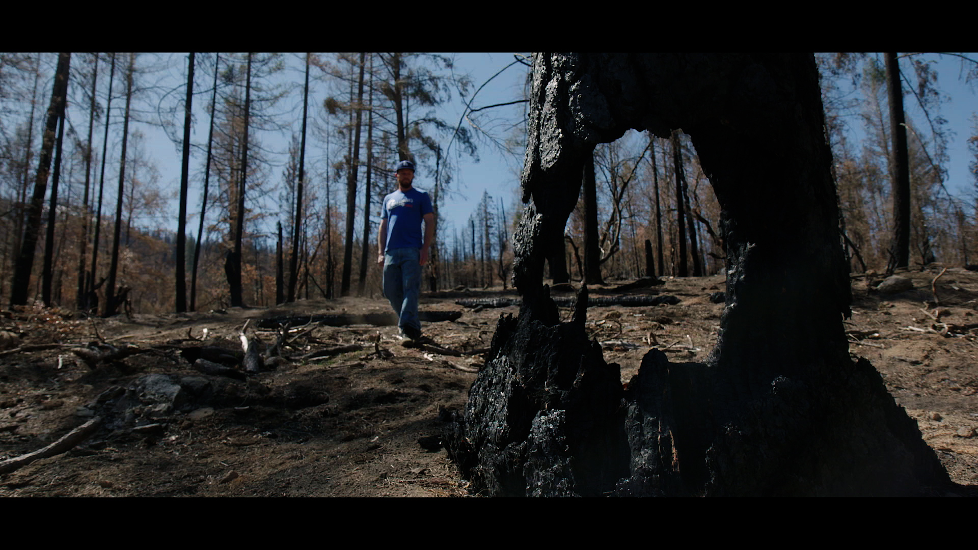 Mountain Strong frame 01