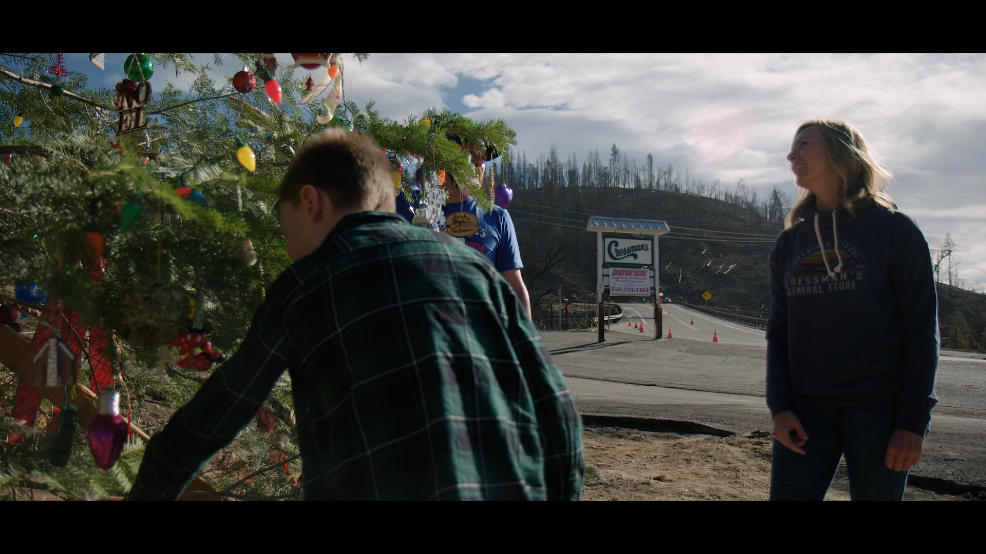 Mountain Strong frame 05